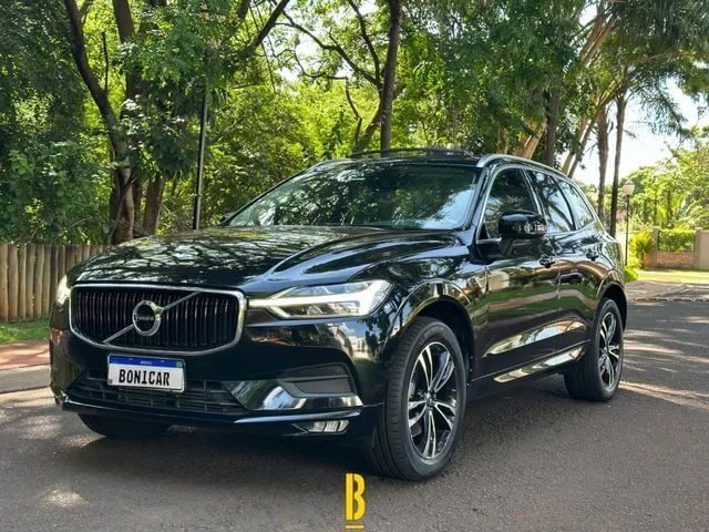 VOLVO XC60 T5 MOMENTUM